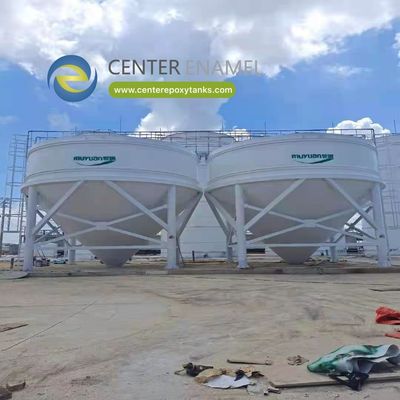 溶接式 鋼鉄 タンク: 革新的な 浮遊 屋根 の 油 貯蔵 装置