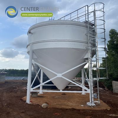 燃やす液体の安全な保管: 溶接された鋼タンクソリューション