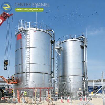 ガソリン貯蔵タンク用内部浮き屋根：揮発性ガソリンからの排出をほぼ完全に排除することで安全性を確保