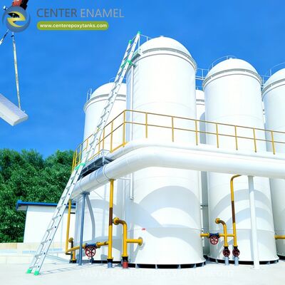 精製所の燃料貯蔵タンクのための外面浮き屋根: 専門的な精製作業で要求される厳格な蒸気制御と安全基準を満たすために設計された